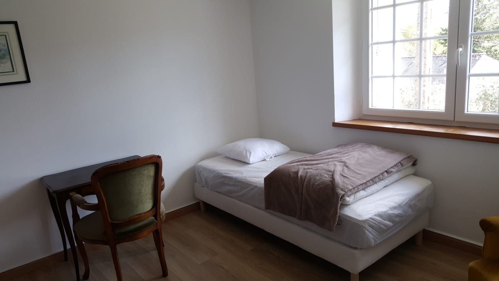 Etage 1 (vue2) : Chambre 2 avec 1 lit 160 + 1 lit 90