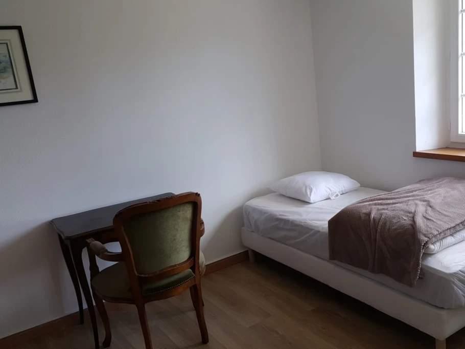 Etage 1 (vue2) : Chambre 2 avec 1 lit 160 + 1 lit 90