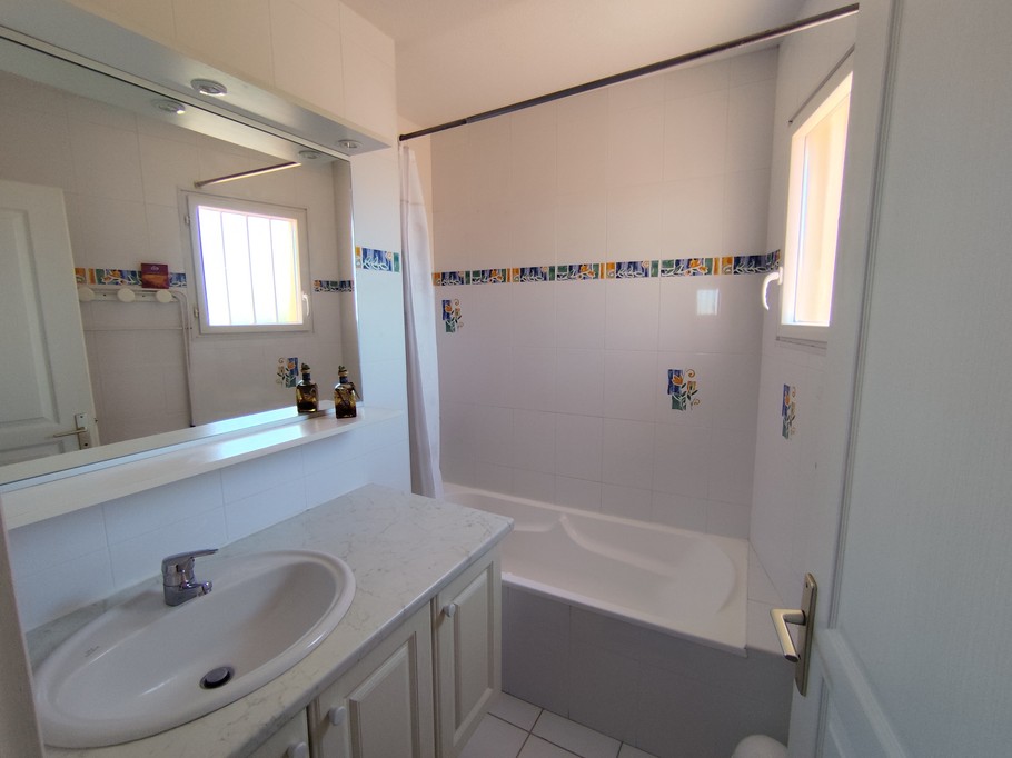 Salle de bain 1er étage