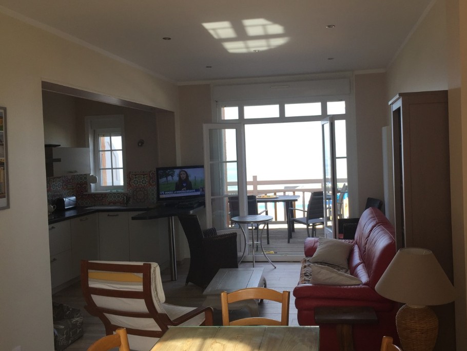 Salle et séjour - Villa Gargamelle