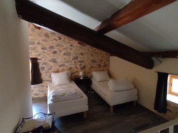 La Dame Blanche - Chambre Cordon de Royat - Chambre à l'étage