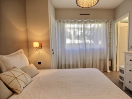 Chambre avec salle d'eau attenante