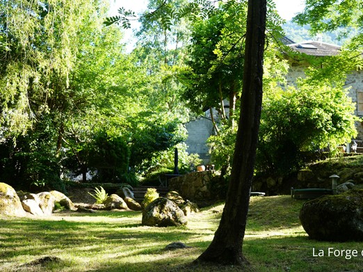 De la forge depuis le jardin