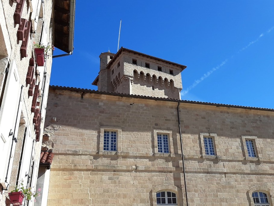 La Chaise-Dieu et sa célèbre abbaye !