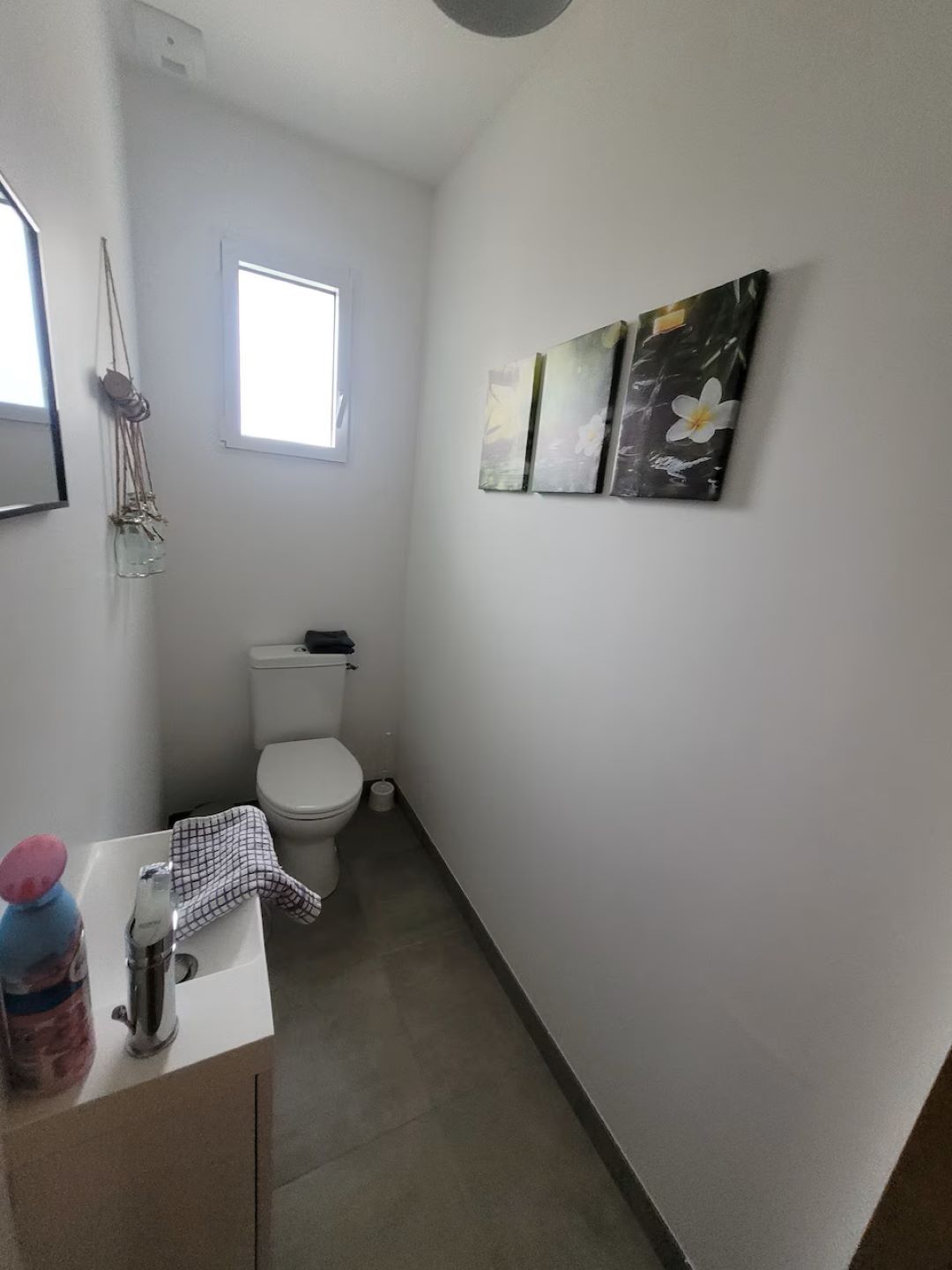 Separate WC