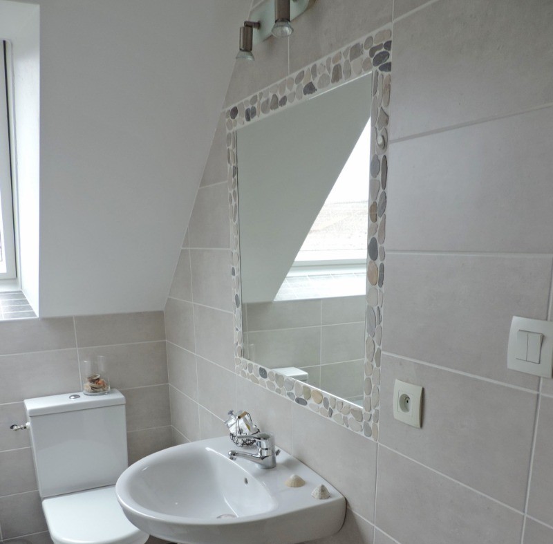 Salle d'eau avec WC