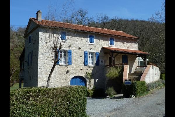 Arrivée au gîte façade sud-ouest