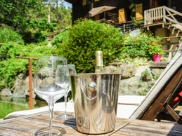 terrasse sur la rivière