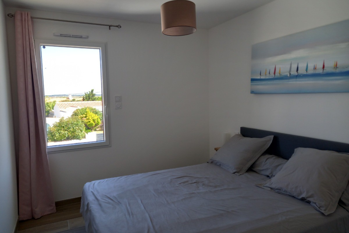 Chambre 3 avec un lit en 160