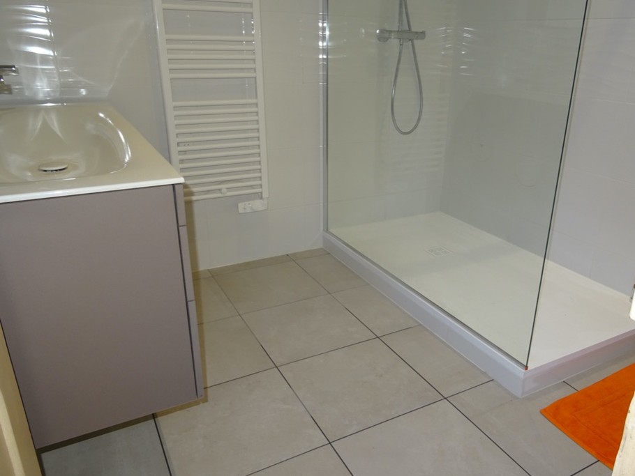Salle de Bain RDC 4