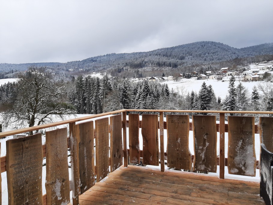 Terrasse - Chambre d’hôtes La Pimprenelle : repos et nature – Vosges