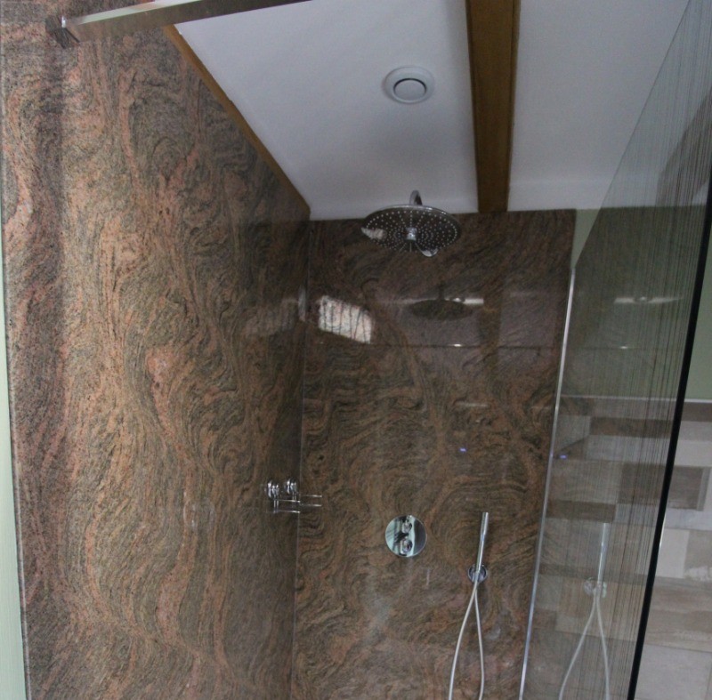 Grande douche italienne - Gite des Roches