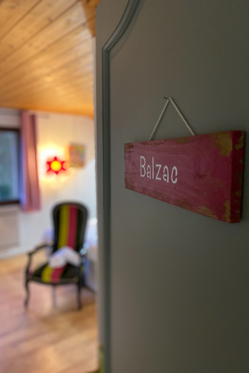 Poussez la porte du Boudoir de La Jument Verte