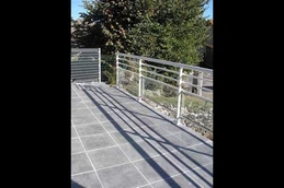 Aloreedubois, gîte 6 pers., Saint Ours les Roches, Puy de Dôme, Terrasse