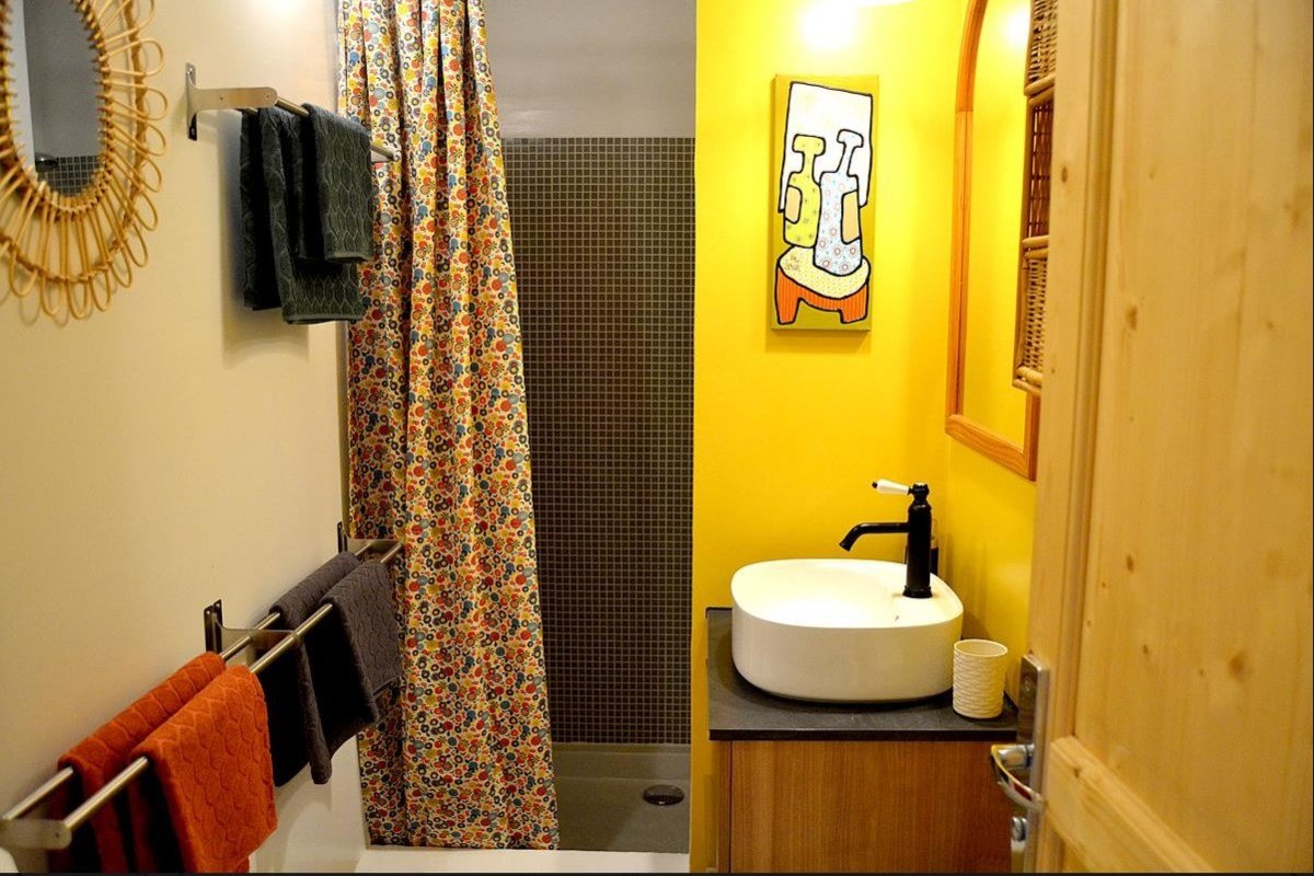 Couleurs matin - la tonnelle - Salle d'eau avec wc