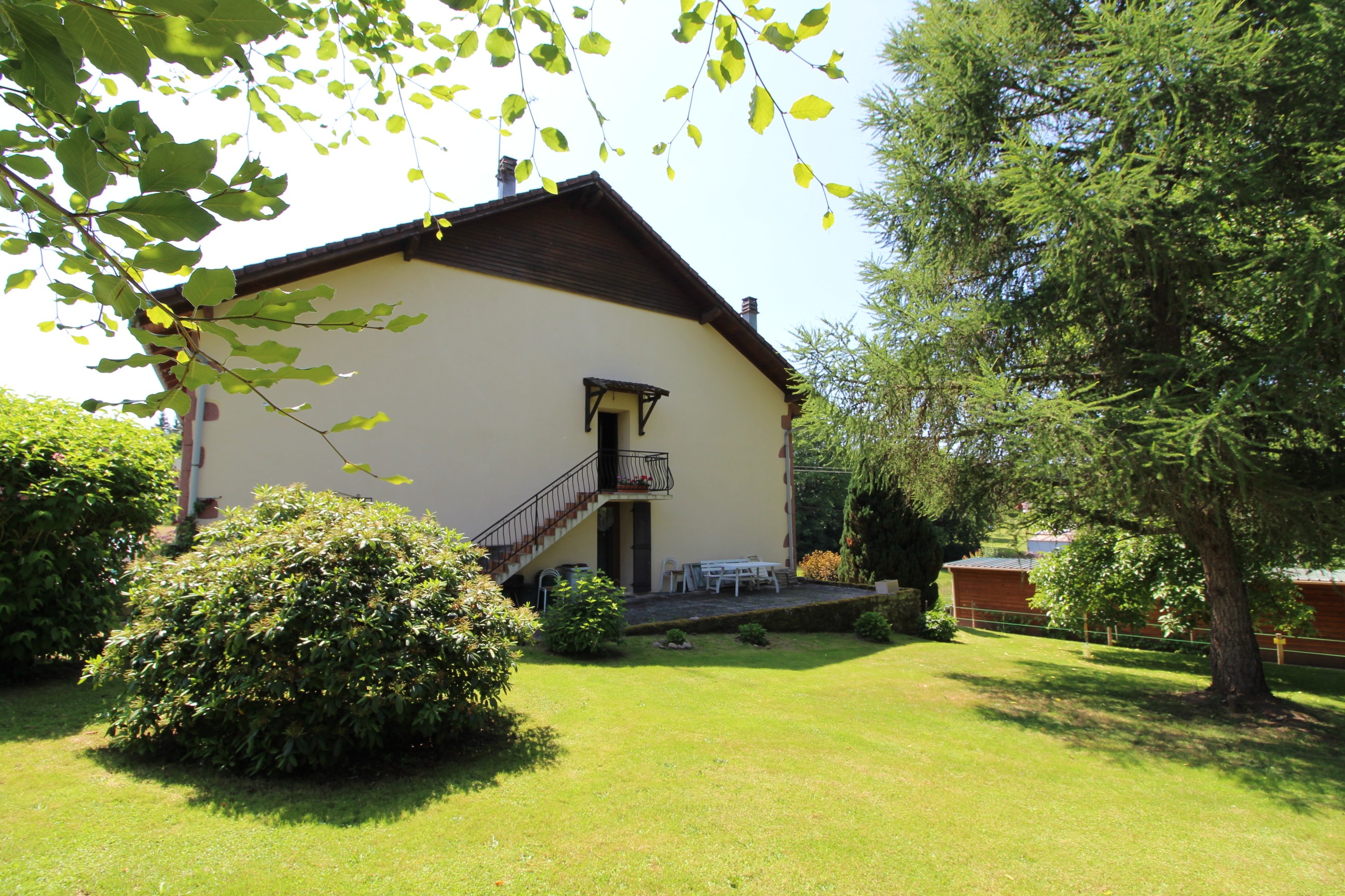 Gîte du Han à Saint-Remy, Vosges – Appartement nature, jardin, terrain pétanque