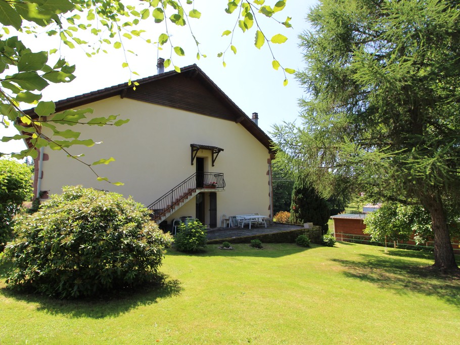 Gîte du Han à Saint-Remy, Vosges – Appartement nature, jardin, terrain pétanque