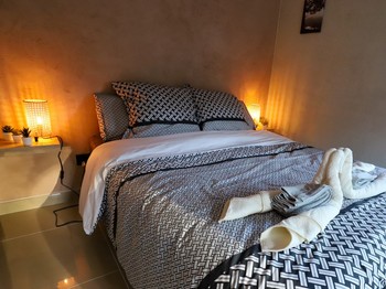 Chambre Bouleau, 1 lit 160x200 - L'Hôtel Enfoncée Chambres et Table d'hôtes Le Val d'Ajol