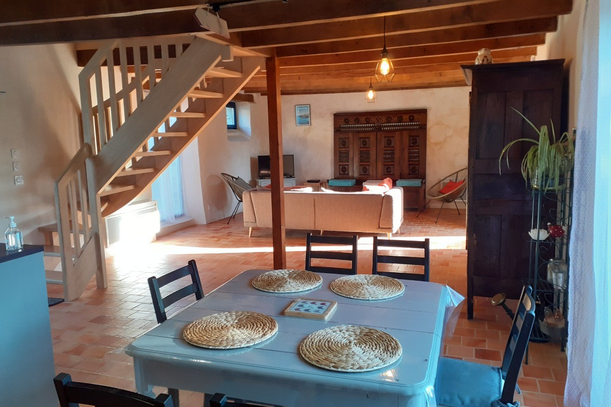 Le coin repas /séjour