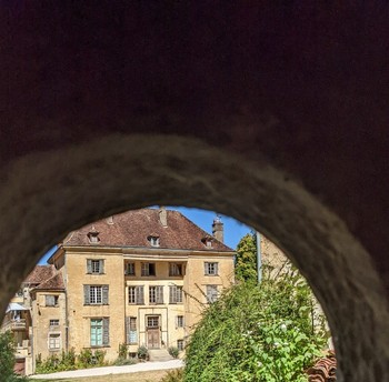 Façade Est du Château vue de l'oratoire