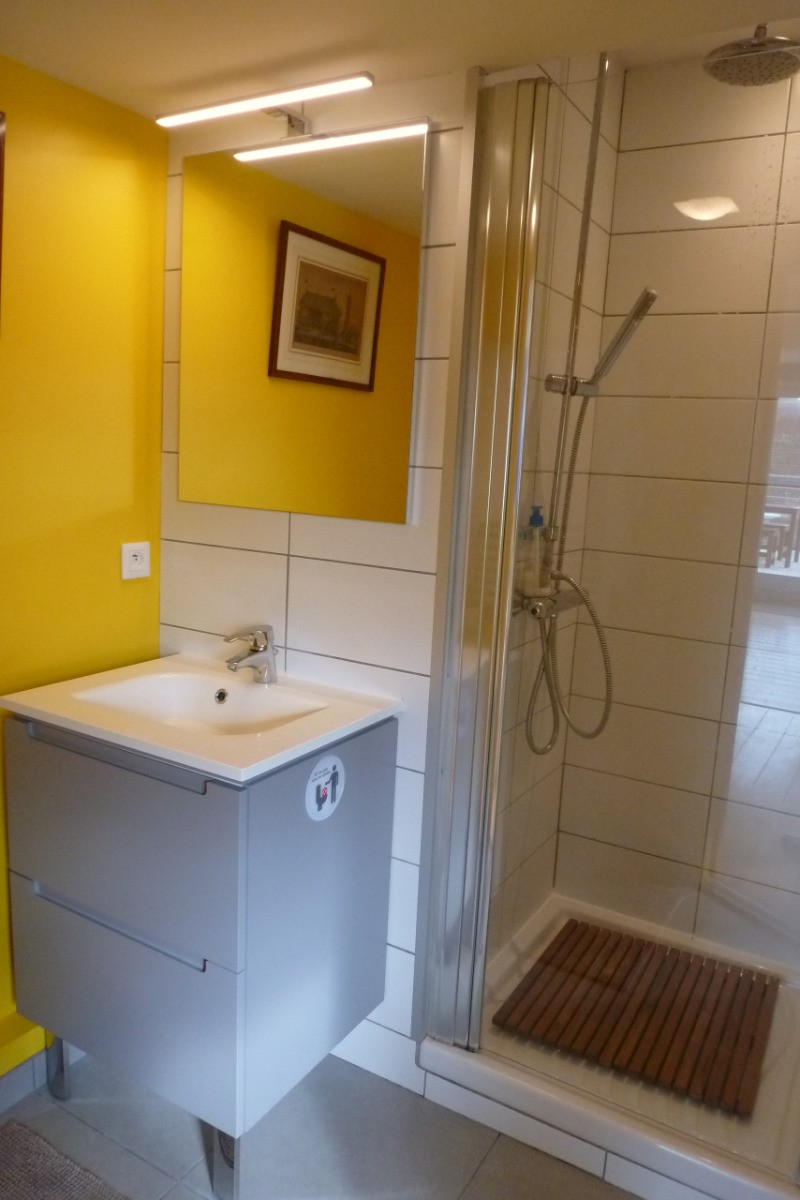 Salle d'eau chambre nuage (2ème étage)