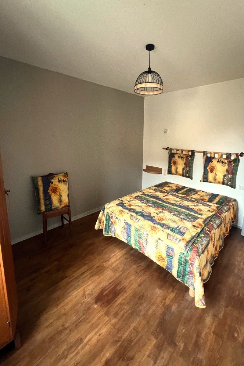 Chambre 2 personnes couchage 140 cm HAUTE VIENNE 87 Bersac sur Rivalier Gîte Chez Charles