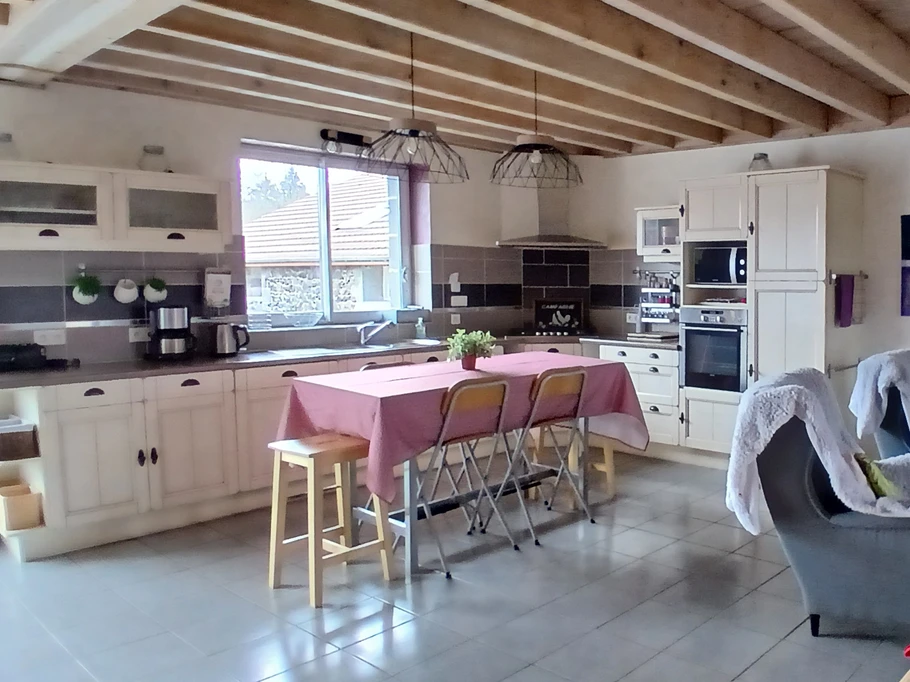 Aloreedubois, gîte 6 pers., Saint Ours les Roches, Puy de Dôme, Pièce de vie