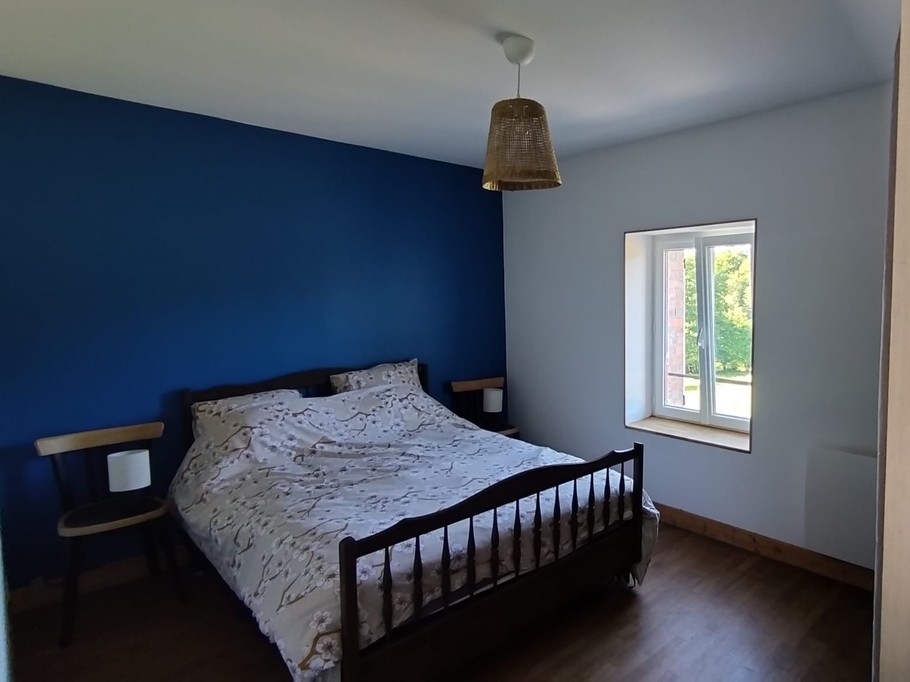 Gîte Philomène, Saint Léger la Montagne, Haute-Vienne: Bedroom 2 (1st floor)