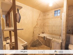 Le "rock" est caché dans la salle de bain......