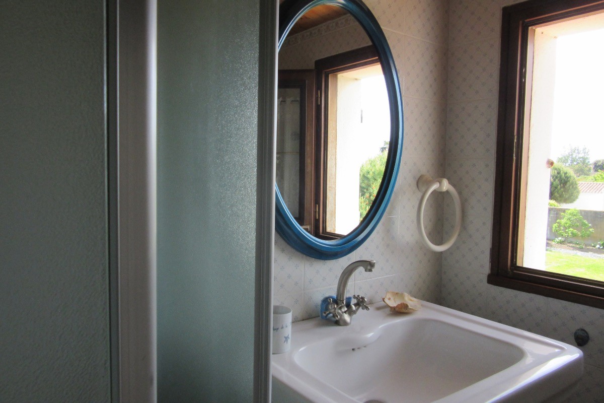 SALLE D'EAU ETAGE