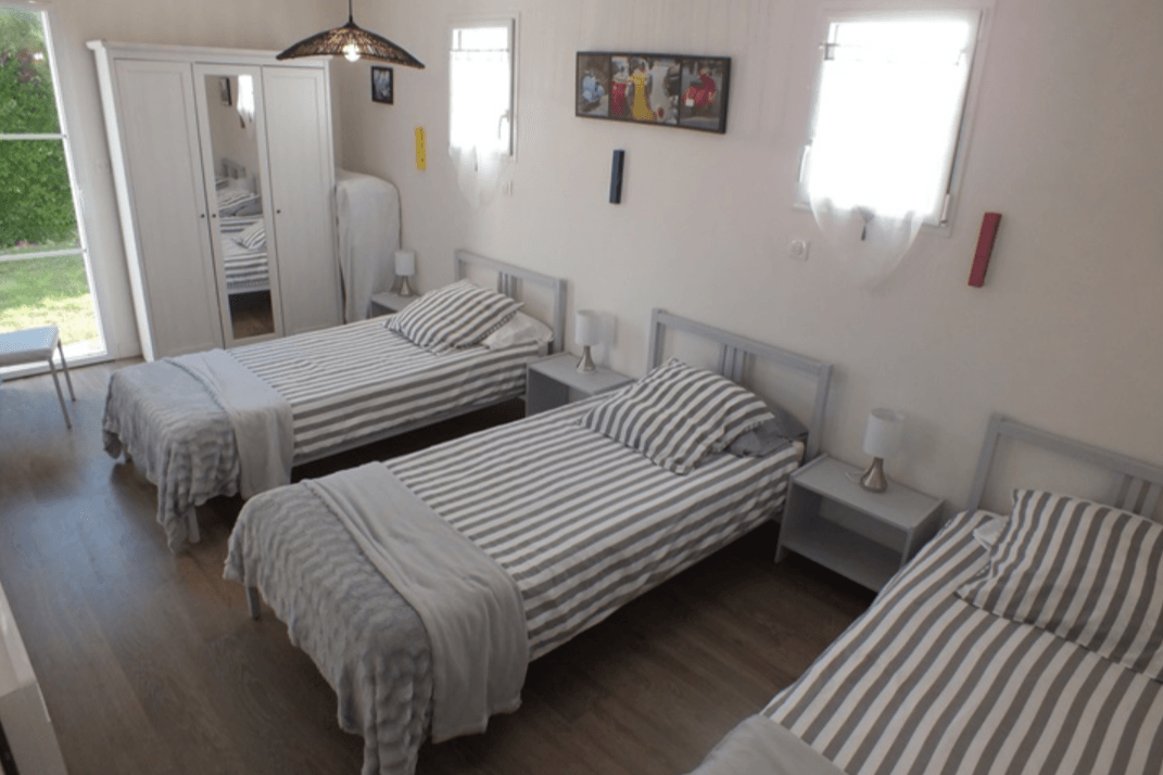 Chambre rdv 3 lits 90.200