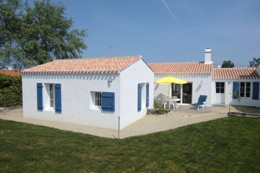 Façade sud, côté jardin