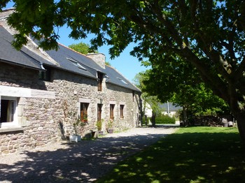 La longère côté cour - MAISON PLAIN PIED PRES DES PLAGES DE PLEVENON CAP FREHEL (Côtes d'Armor, Bretagne)