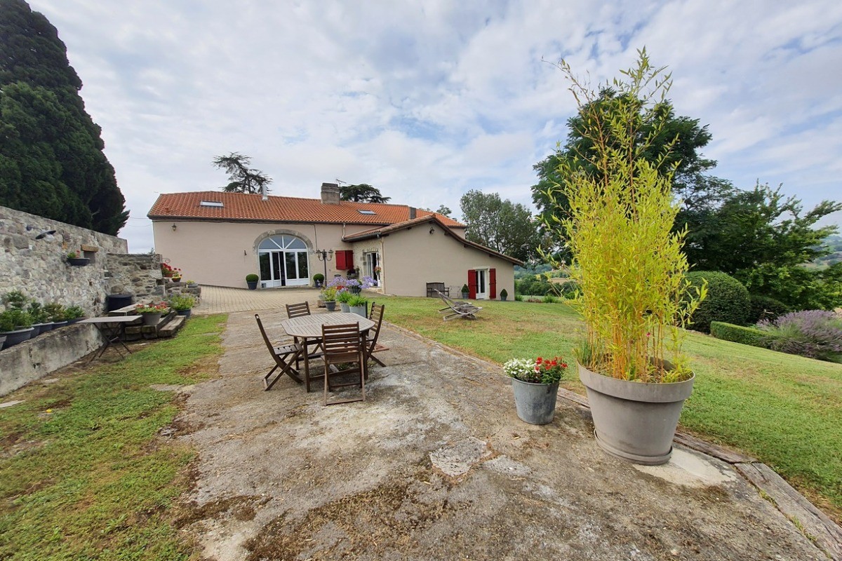 Photo n° 26 of the location