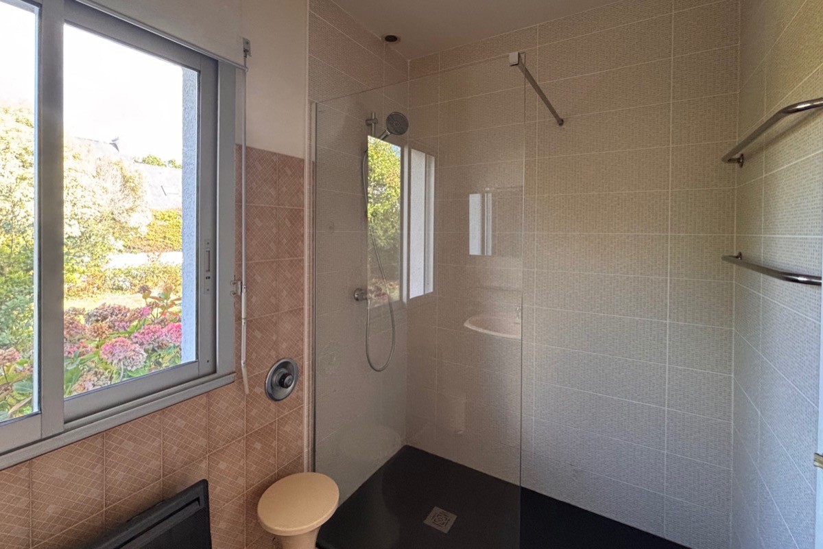 salle d'eau rez de chaussée