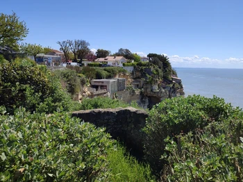 Meschers sur Gironde. Les grottes de Régulus