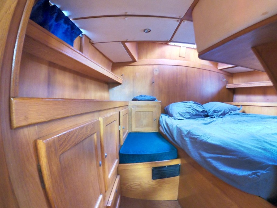 Cabine arrière lumineuse avec lit double