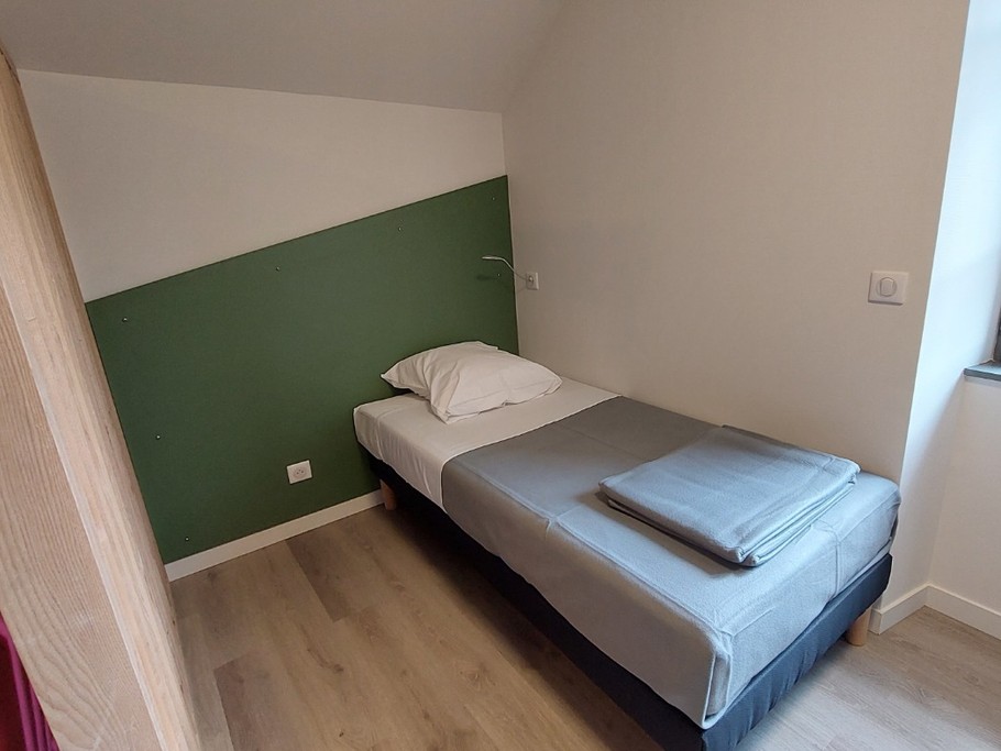 Suite "les cordonniers" 3 lits 90*190 + 1 salon + 1 salle d'eau