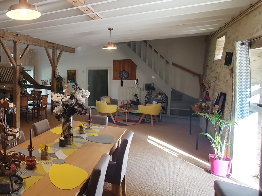 la salle commune avec lecture et/ou wifi