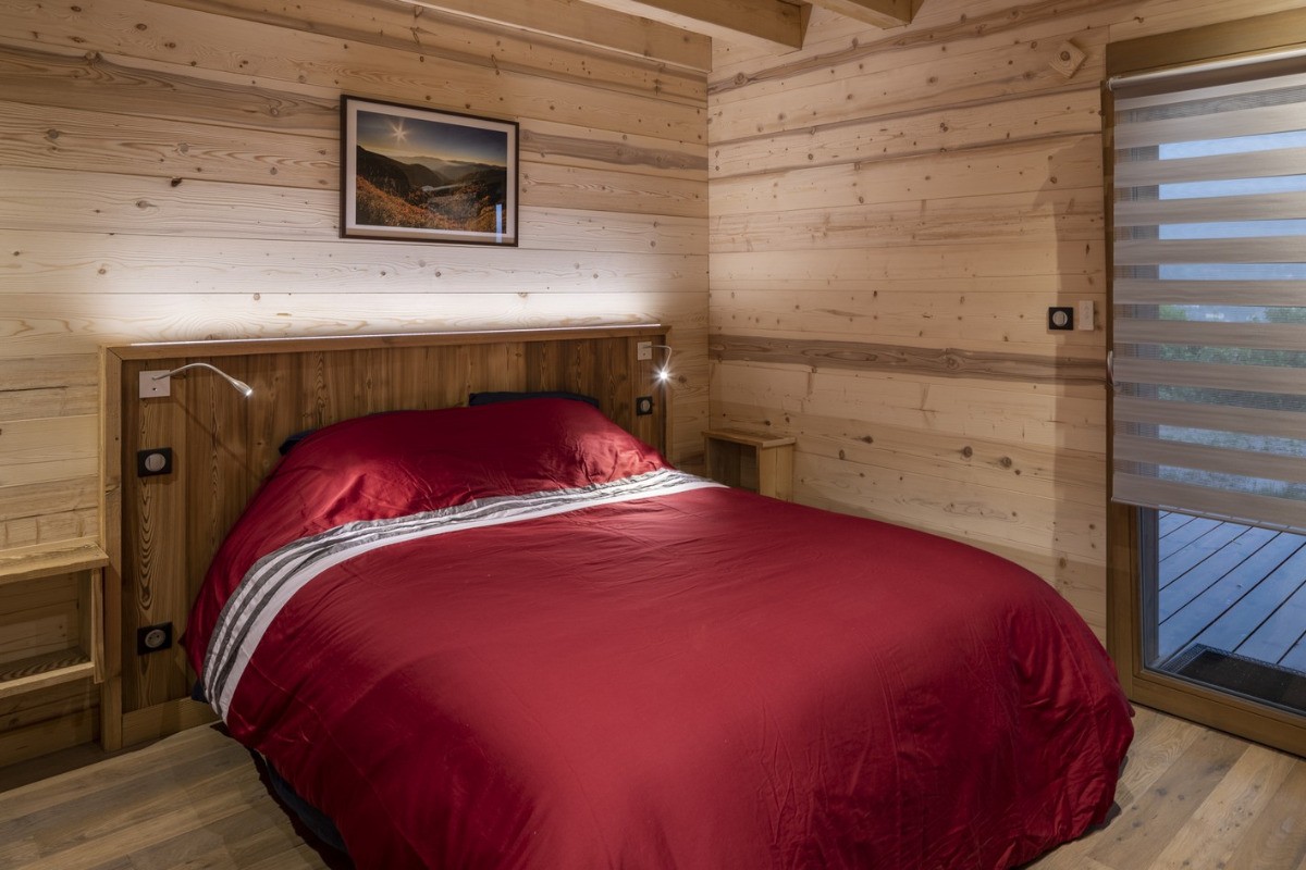 Chambre 2 suite parentale 2 couchages - Chalet Horizon 180 Gérardmer