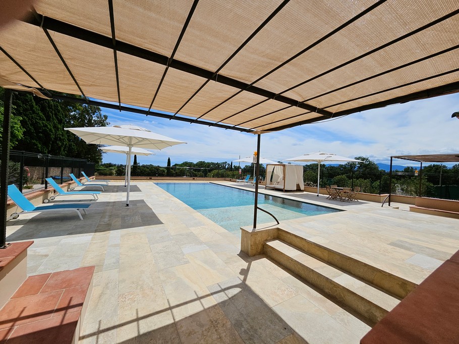 Communal pool