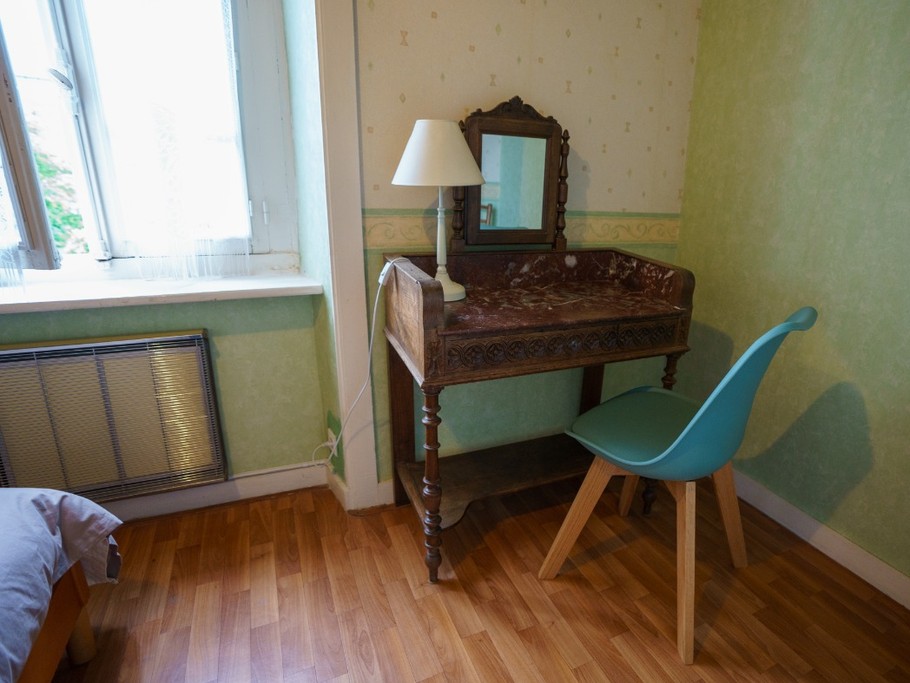 Chambre pour 2 personnes au 1er étage - Lit 140x190 cm.