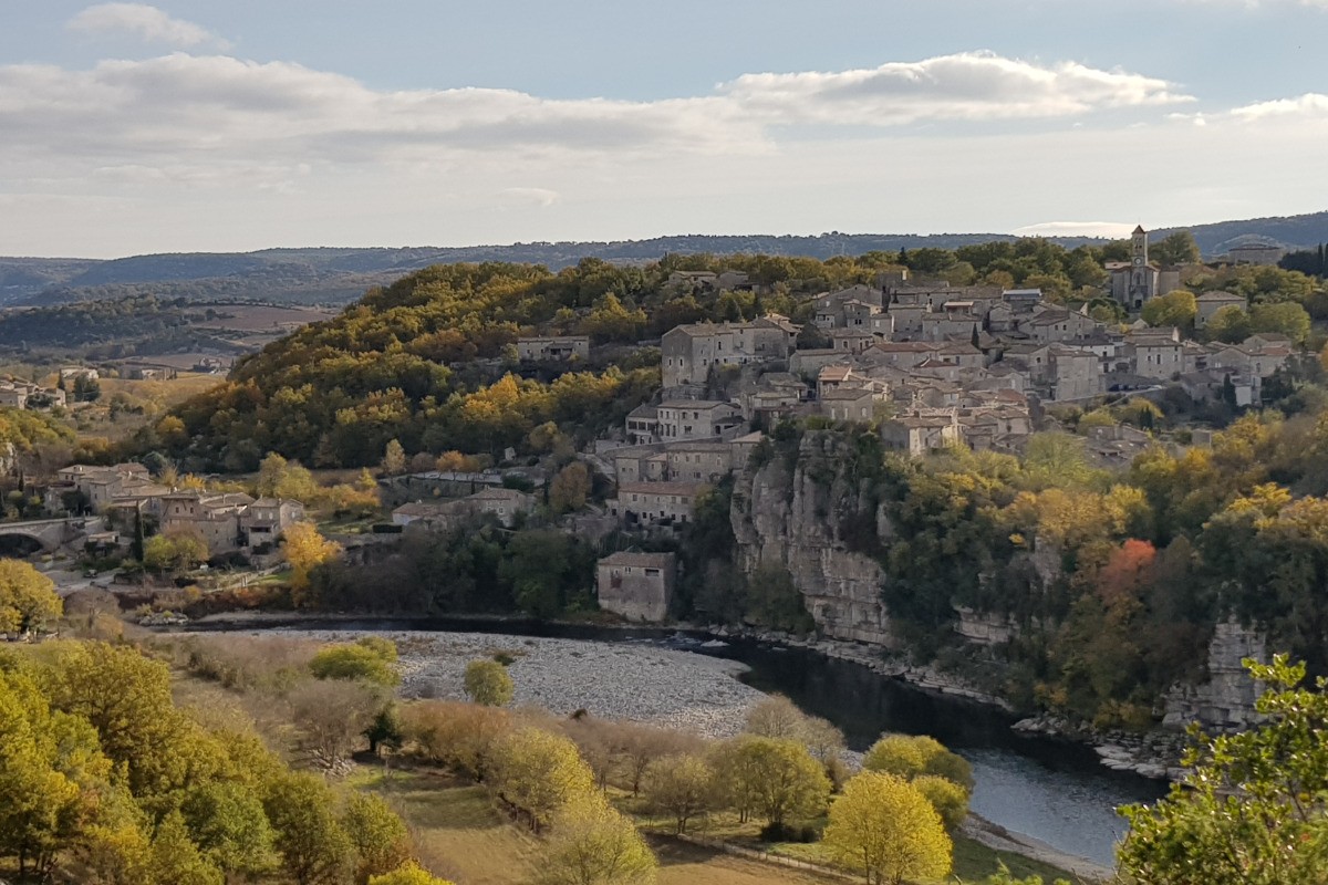 Balazuc le village