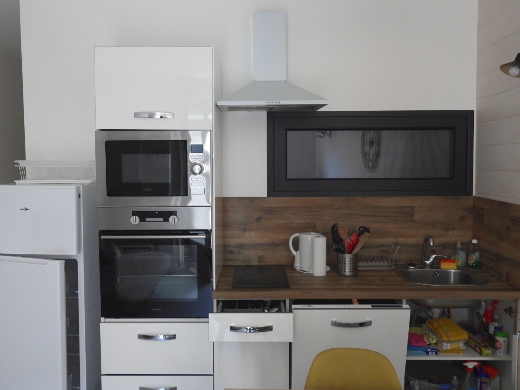 APPARTEMENT À LAMALOU LES BAINS POUR 2 PERSONNES AU CENTRE VILLE