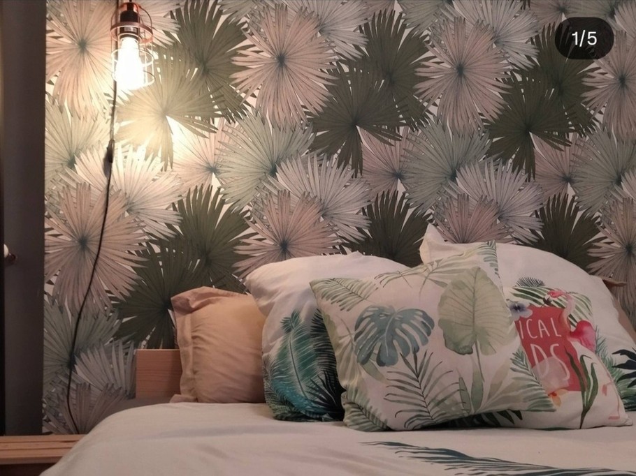 Bird room