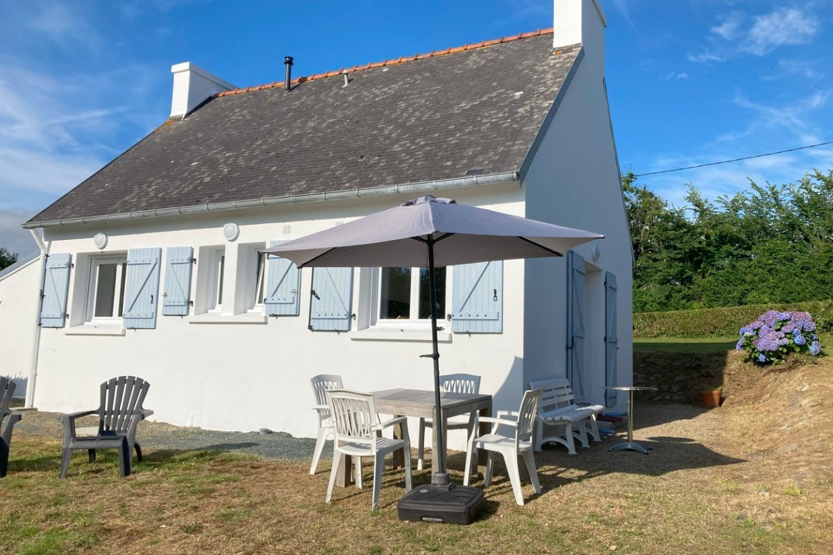 Salon jardin exposé au sud
