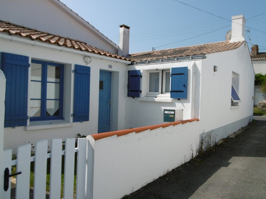 Façade donnant sur rue