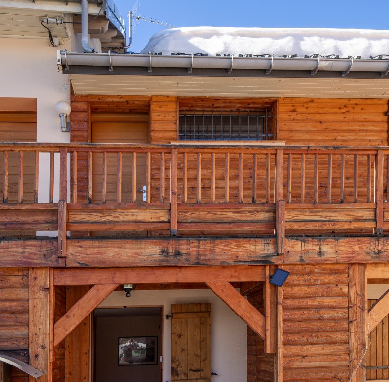 Chambre 2, vue de la Terrasse Est, avec casier à skis