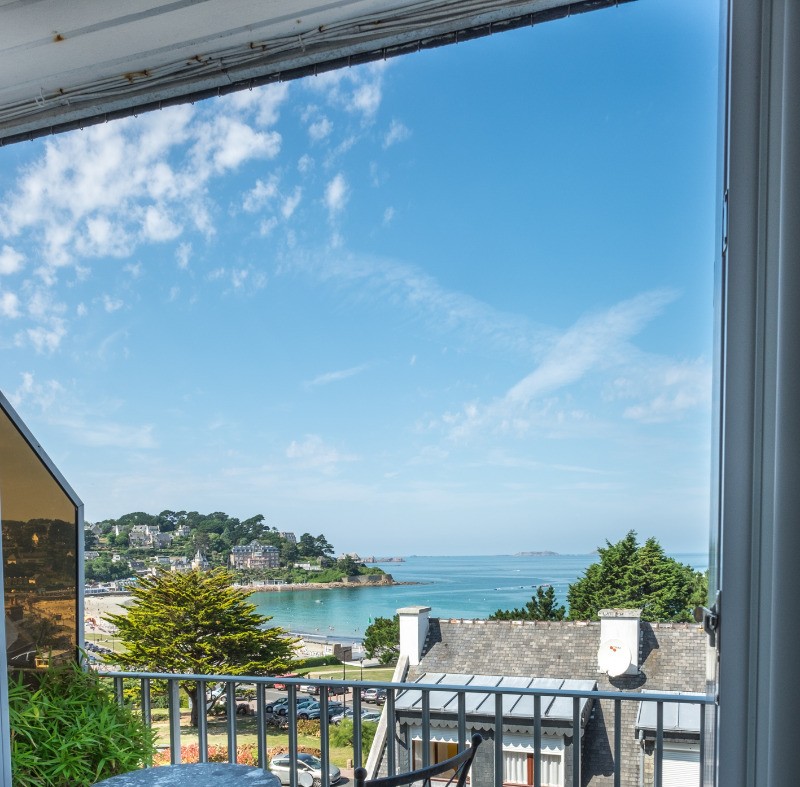 MENES location Perros-Guirec avec terrasse côté mer