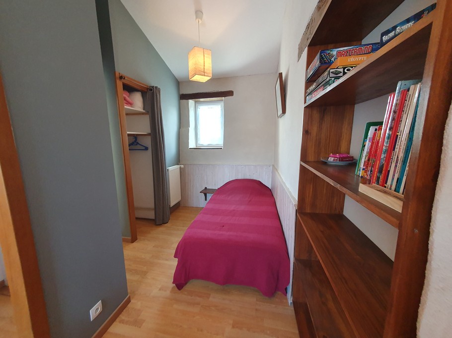 Chambre 2 lit 1 pers